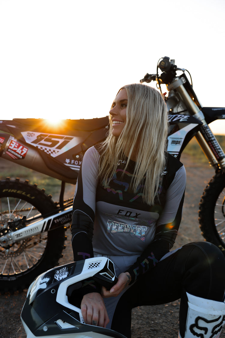 Girls Can Ride